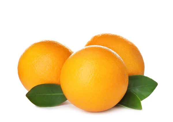 Fresh ripe oranges isolated on white. Citrus fruit — Stock Photo, Image