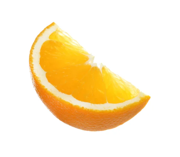 Φέτα ώριμο πορτοκάλι που απομονώνονται σε λευκό — Φωτογραφία Αρχείου