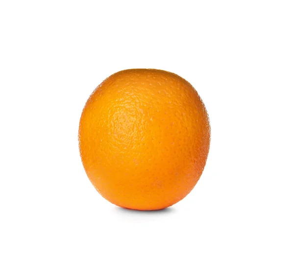 Naranja fresco y maduro aislado sobre blanco. Cítricos —  Fotos de Stock