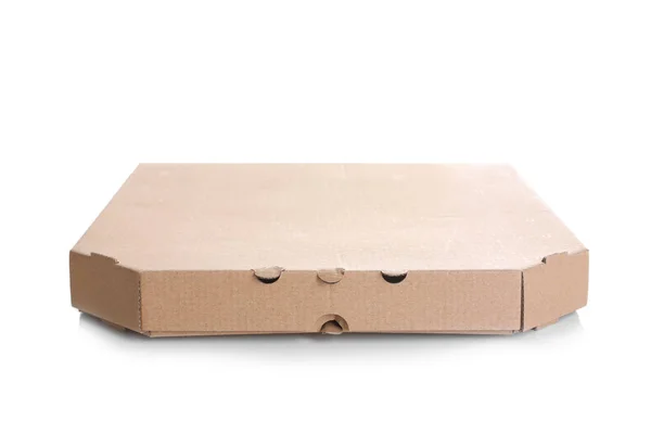 Caja de pizza de cartón sobre fondo blanco. Burla para el diseño —  Fotos de Stock