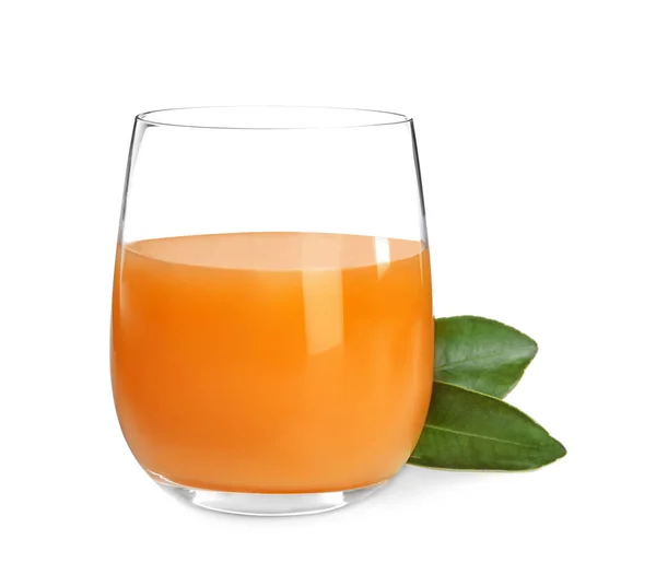 白い背景にオレンジジュースのガラス — ストック写真