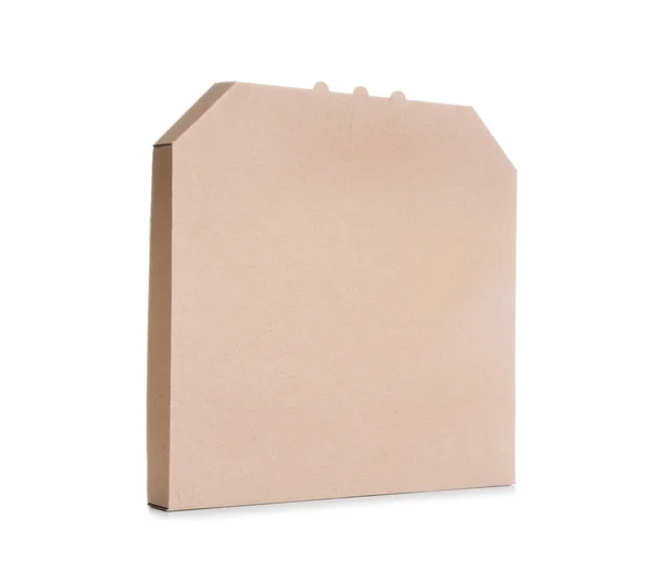 Beyaz zemin üzerine karton pizza kutusu. Mockup tasarım için — Stok fotoğraf