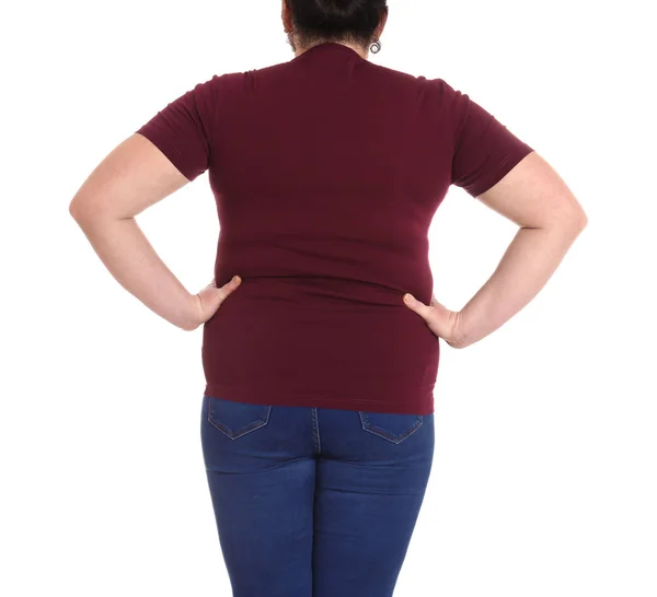 Mujer con sobrepeso sobre fondo blanco, primer plano. pérdida de peso — Foto de Stock
