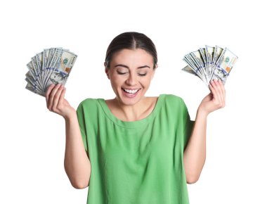 Para banknot beyaz arka plan üzerinde tutan genç kadın portresi