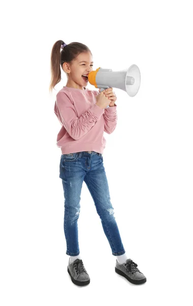 Menina engraçada bonito com megafone no fundo branco — Fotografia de Stock