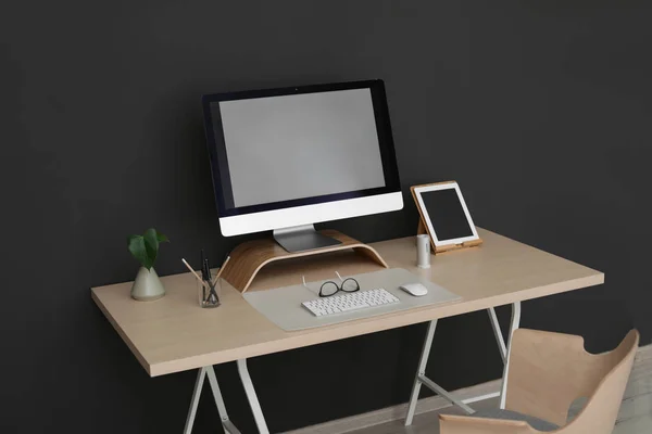 Modern workplace interior with computer on table. Space for text — Stock Photo, Image