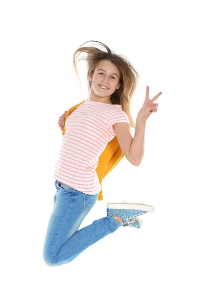 Tonåring flicka i casual kläder på vit bakgrund — Stockfoto
