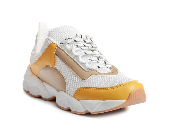 Chaussure de sport moderne confortable sur fond blanc — Photo