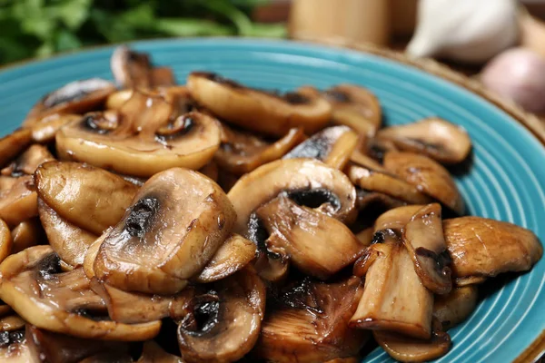 Plate of tasty fried mushrooms, closeup view — Stock Photo, Image