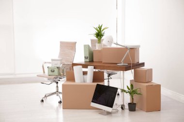 Hareketli Kutular ve yeni ofis mobilya
