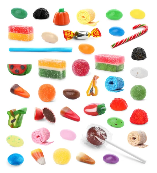 Set di diverse caramelle gustose su sfondo bianco — Foto Stock