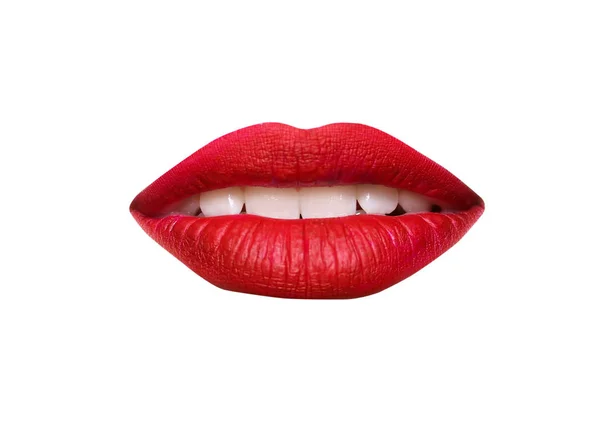 Bela boca com batom vermelho isolado no branco — Fotografia de Stock