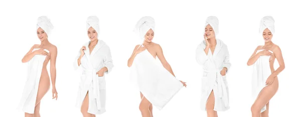 Conjunto de bela jovem mulher em roupão de banho com toalhas no fundo branco — Fotografia de Stock