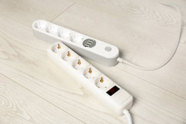 Katta uzatma kabloları. Elektrikçi profesyonel ekipmanları