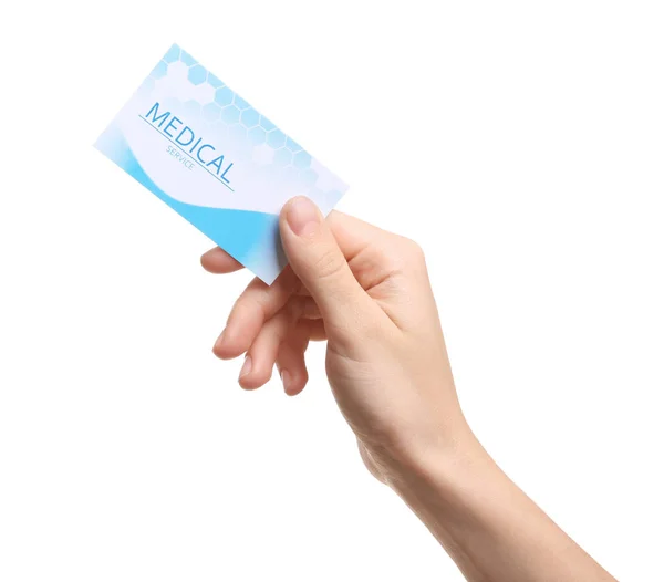 Γυναίκα που κρατά επαγγελματική κάρτα απομονωμένη σε λευκό, κοντινό. Ιατρικές υπηρεσίες — Φωτογραφία Αρχείου