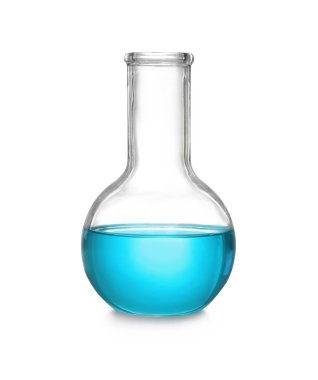 Beyaz arka planda sıvı ile laboratuvar şişesi. Çözelti kimyası