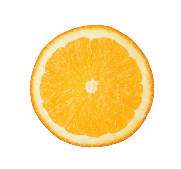 Rebanada de naranja jugosa fresca aislada en blanco — Foto de Stock