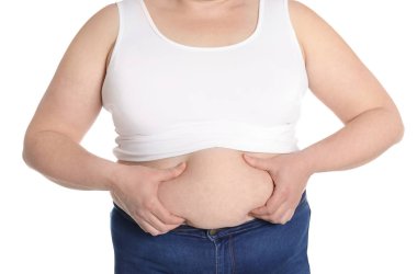 Kilolu kadın beyaz, yakın çekim izole. Obezite ve kilo kaybı