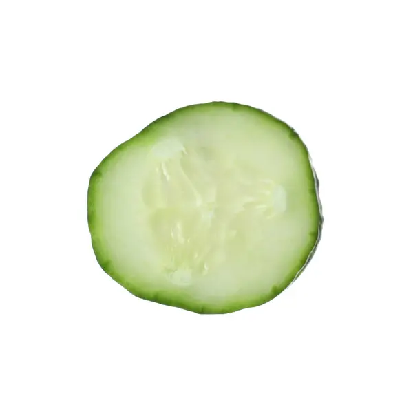 Beyaz arka planda, üstten görünüm olgun salatalık dilim — Stok fotoğraf