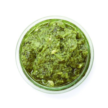 Beyaz, üst görünümü izole lezzetli pesto sos Kavanoz