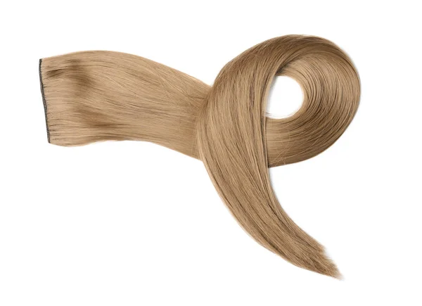 Bloqueio de cabelo liso marrom claro no fundo branco, vista superior — Fotografia de Stock