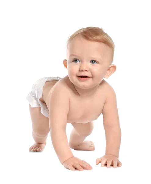Bayi kecil yang lucu merangkak di latar belakang putih — Stok Foto