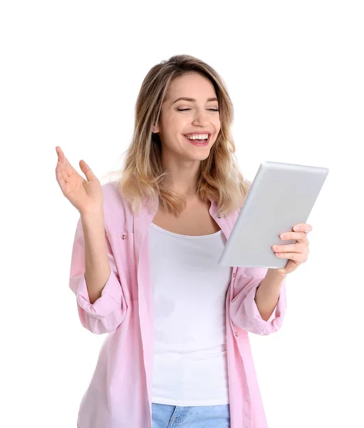 妇女使用平板电脑在白色上隔离视频聊天 — 图库照片