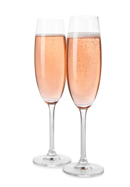 Gläser Rosenchampagner isoliert auf Weiß — Stockfoto