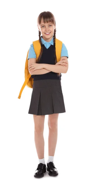 Retrato de comprimento total da menina bonito no uniforme da escola com mochila no fundo branco — Fotografia de Stock