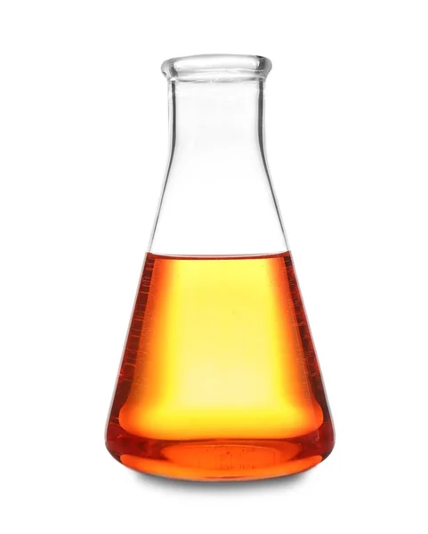 Vidrio de laboratorio con muestra de color sobre fondo blanco. Química de solución — Foto de Stock