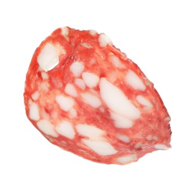 Beyaz arka planda taze lezzetli sosis kesin