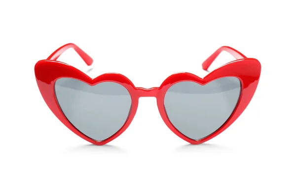 Elegantes gafas en forma de corazón sobre fondo blanco —  Fotos de Stock