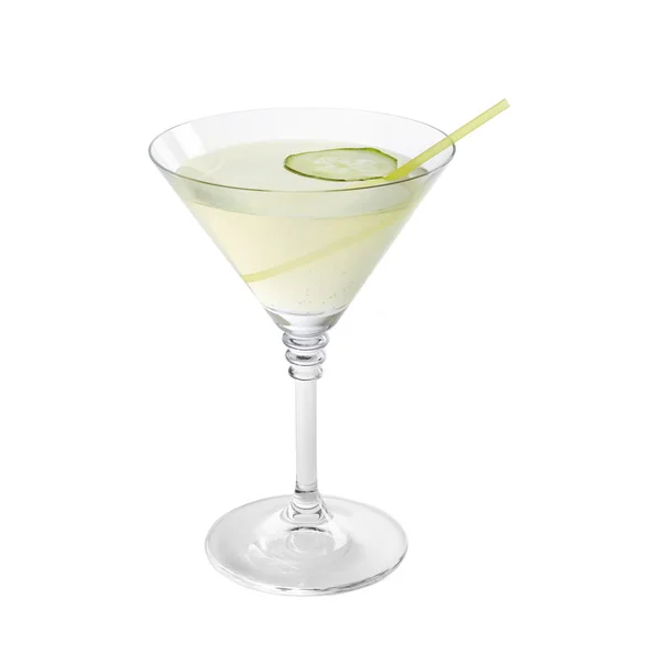 Glas smakelijke Martini met komkommer op witte achtergrond — Stockfoto