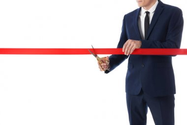 Adam ofis takım elbise kesme kırmızı şerit üzerinde izole beyaz, kapatmak