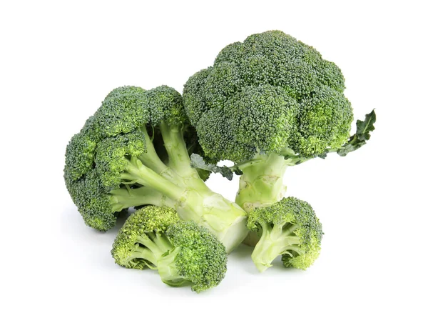 Frischer grüner Brokkoli auf weißem Hintergrund. Bio-Lebensmittel — Stockfoto