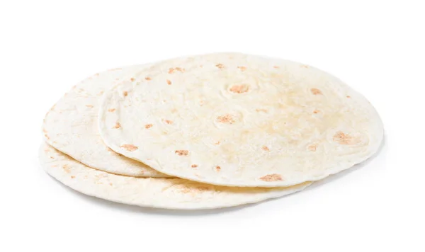 Tortillas de maíz sobre fondo blanco. Pan sin levadura — Foto de Stock