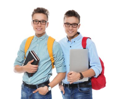 Beyaz arka planda gözlük ile Teenage ikiz kardeşler