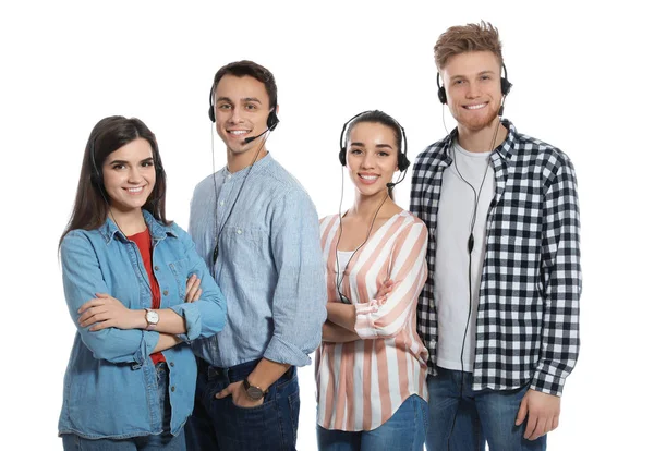 Operadores de soporte técnico con auriculares sobre fondo blanco — Foto de Stock