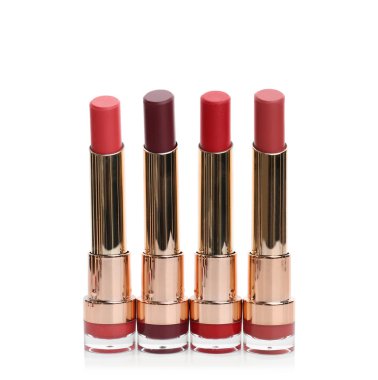 Beyaz arka planda birçok farklı şık rujlar