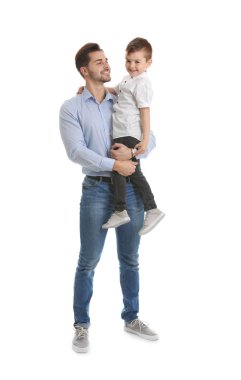 Beyaz üzerinde izole baba ve oğlu portresi
