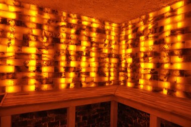 Lüks spa merkezinde tuz sauna iç