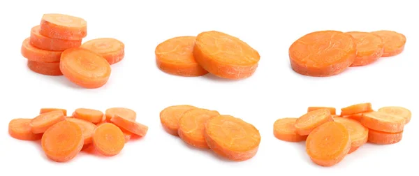 Set med skivor av färska mogna morötter på vit bakgrund — Stockfoto