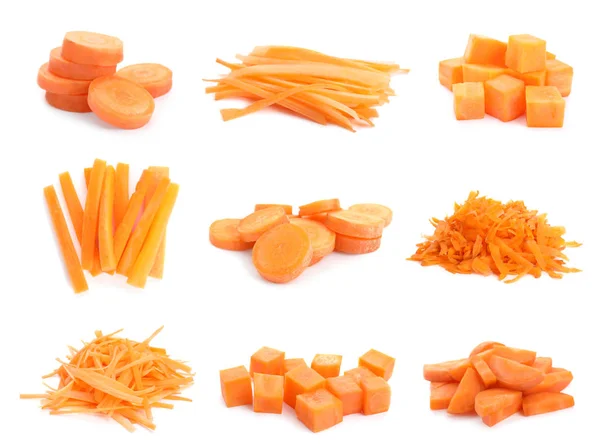 Conjunto de zanahorias maduras frescas cortadas sobre fondo blanco —  Fotos de Stock