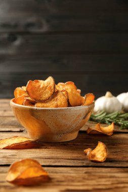 Masada kase lezzetli tatlı patates cips