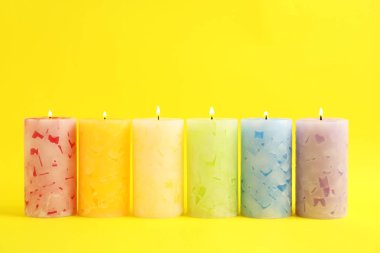 Renk arka planda Alight kokulu Wax mumlar