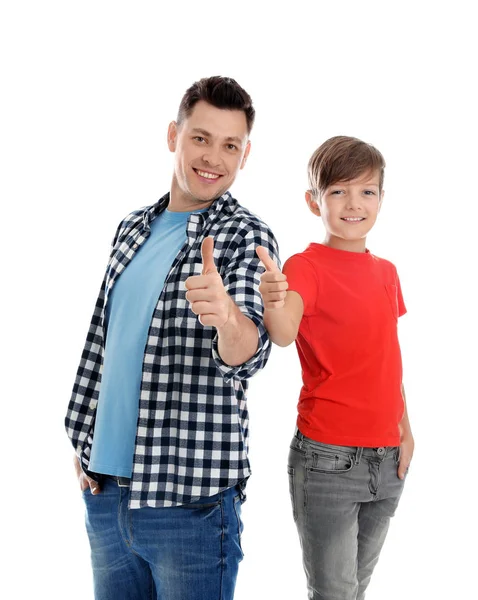 Retrato de papá y su hijo aislados en blanco — Foto de Stock