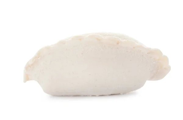 Ακατέργαστο ζυμαρικών με νόστιμο γέμισμα σε λευκό φόντο — Φωτογραφία Αρχείου