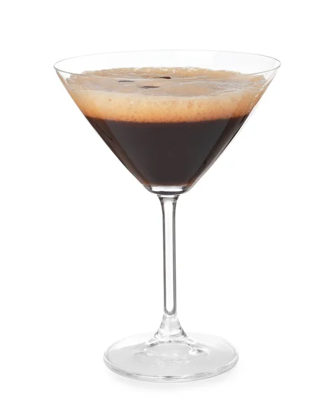 Glas espresso Martini på vit bakgrund. Alkohol cocktail — Stockfoto