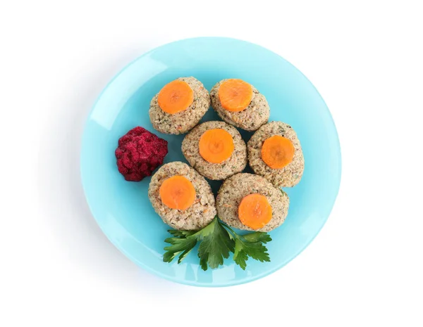 Plate of traditional Passover (Pesach) gefilte fish isolated on white, top view — Stock Photo, Image