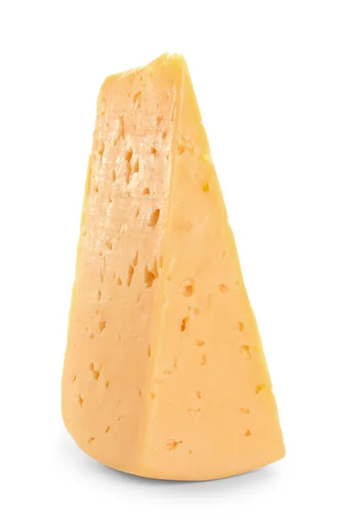 흰색 배경에 맛있는 치즈 조각 — 스톡 사진